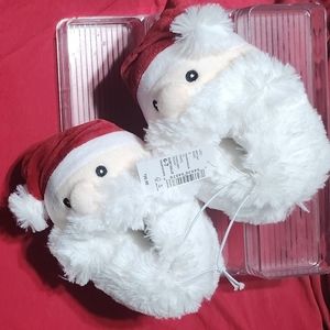 Nwt toddler size 6-7 Sata slippers